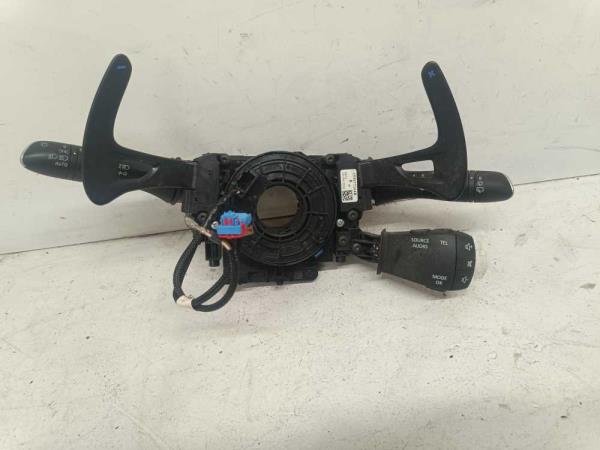 COMMODO RENAULT MEGANE 4 - Vue 1